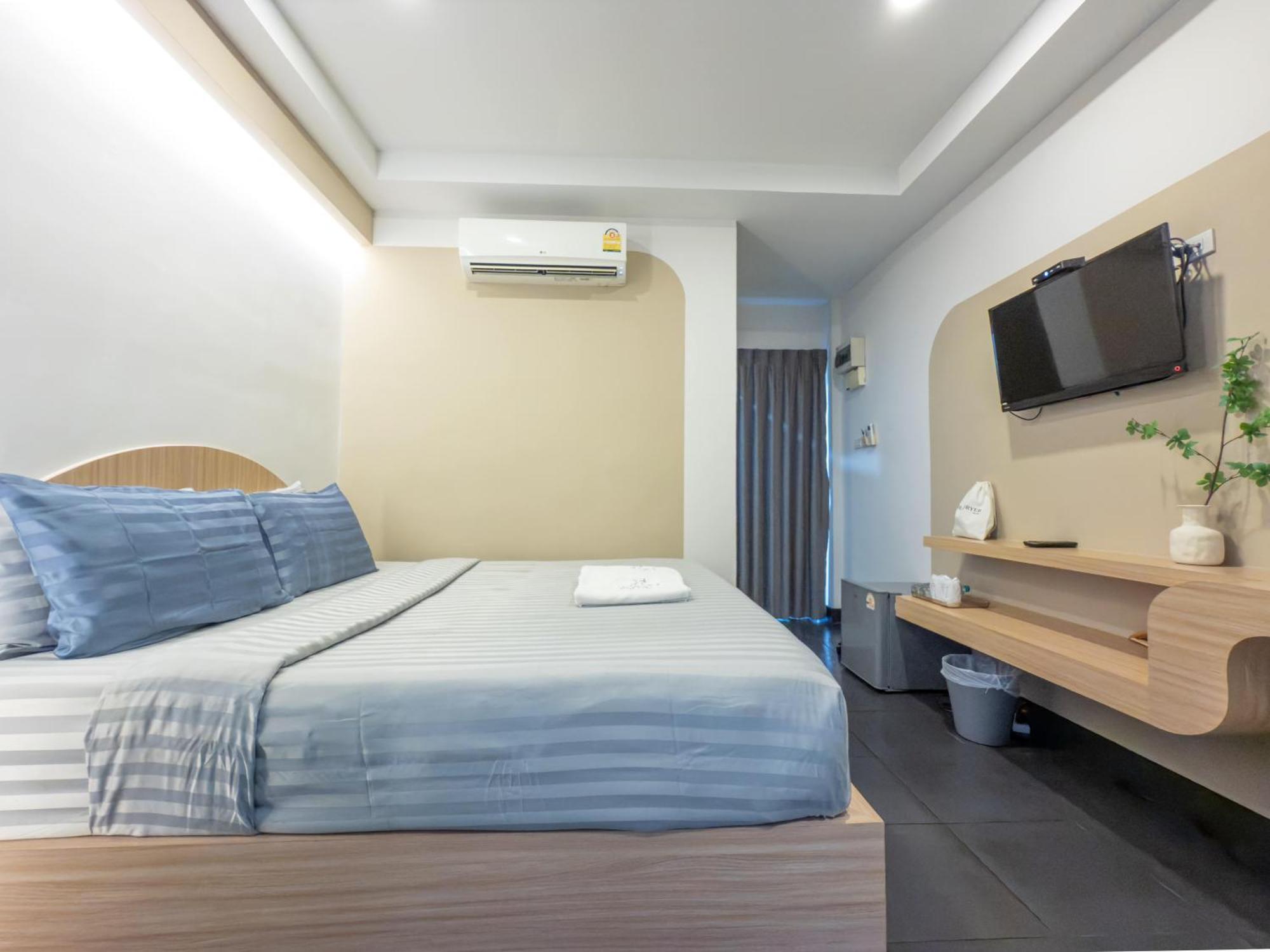 The Seathru Koh Larn Hotel Pattaya Ngoại thất bức ảnh