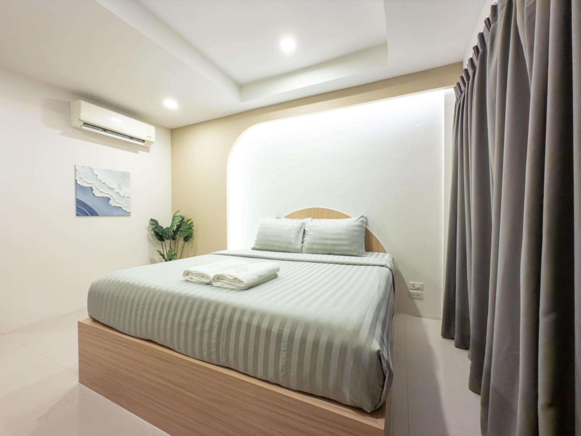 The Seathru Koh Larn Hotel Pattaya Ngoại thất bức ảnh