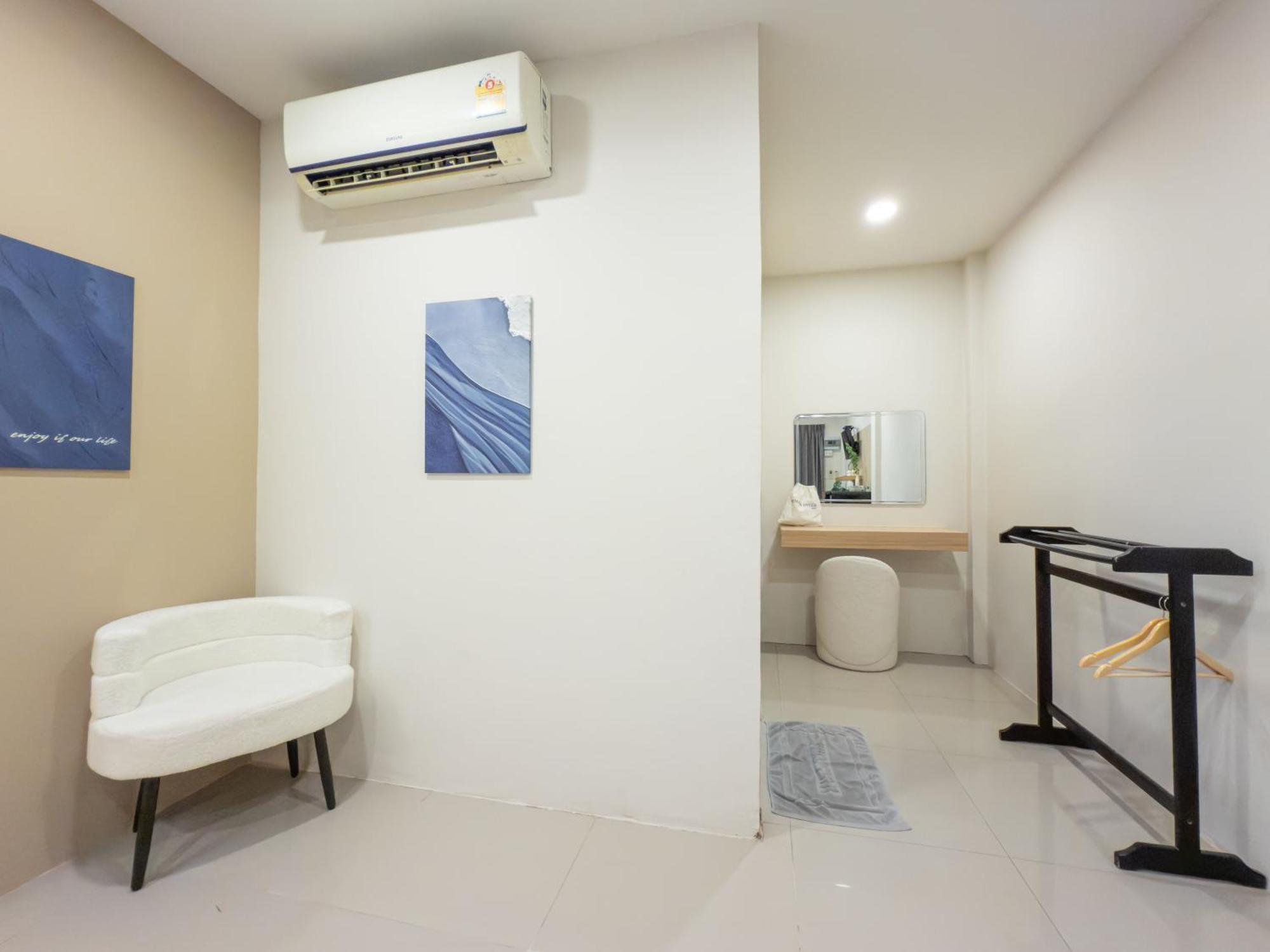 The Seathru Koh Larn Hotel Pattaya Ngoại thất bức ảnh