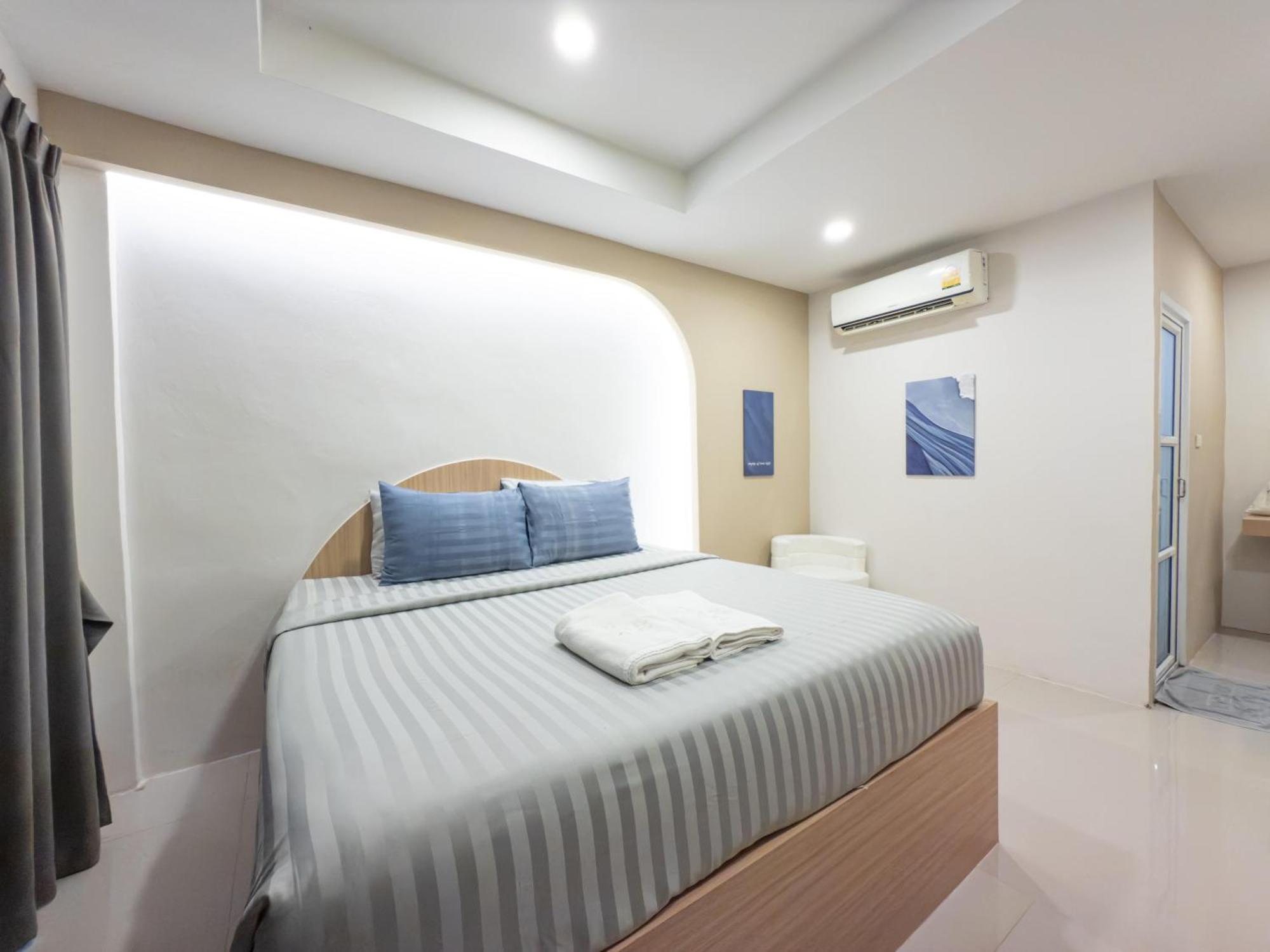 The Seathru Koh Larn Hotel Pattaya Ngoại thất bức ảnh