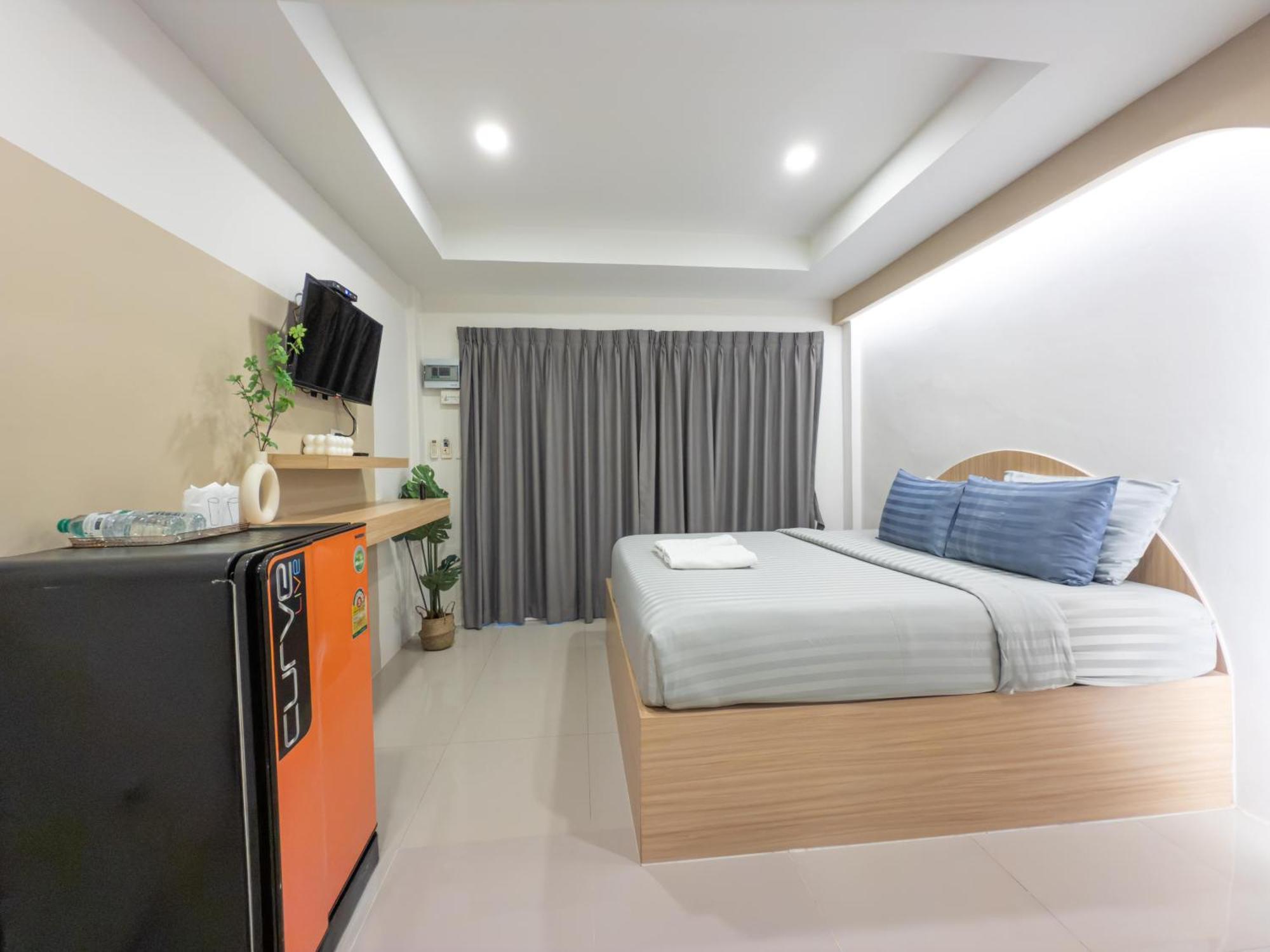 The Seathru Koh Larn Hotel Pattaya Ngoại thất bức ảnh