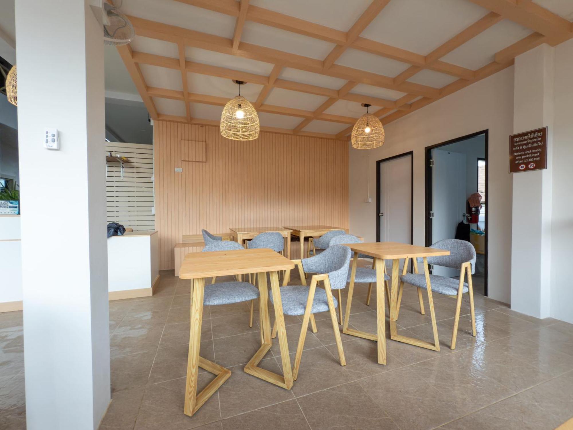 The Seathru Koh Larn Hotel Pattaya Ngoại thất bức ảnh